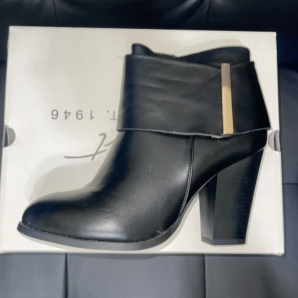 C Comfort EST 1946 Womens Size 10 Black Leather Boots - Picture 7 of 12